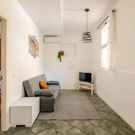 B22- Casa Bassi, Vicino Autodromo Imola -villa Maria Hospital Apartment Massa Lombarda