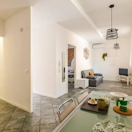 Apartment B22- Casa Bassi, Vicino Autodromo Imola -villa Maria Hospital Massa Lombarda
